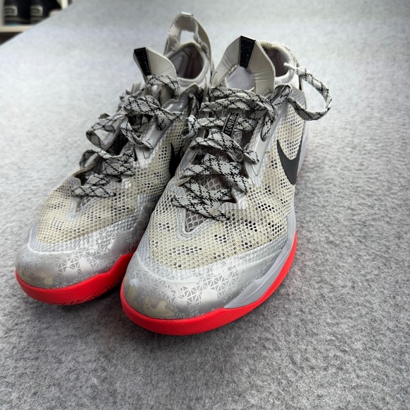 Nike Zoom Crusader Grey Black Red Size 11 Mens‎ Basketball Shoes 642855-003 - Picture 1 of 10